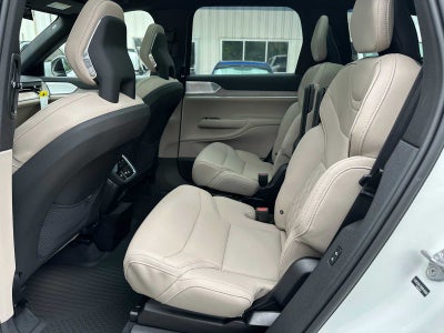 2025 Volvo EX90 Ultra