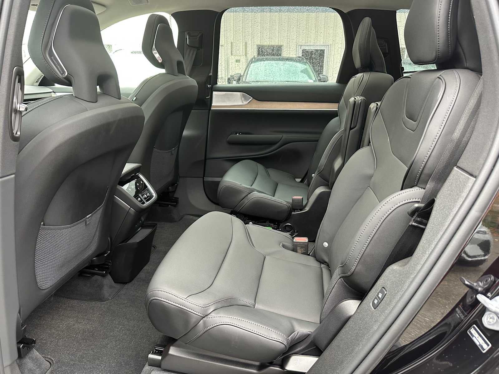 2025 Volvo EX90 Ultra