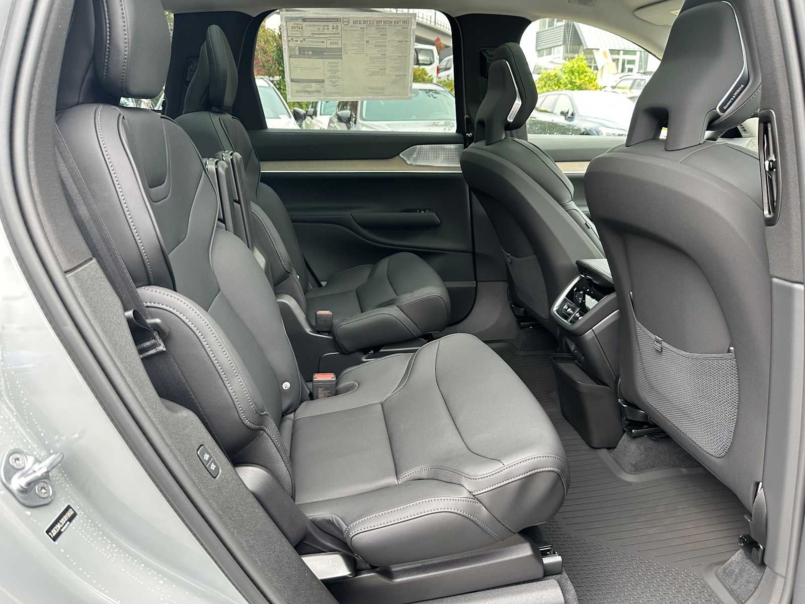 2025 Volvo EX90 Ultra