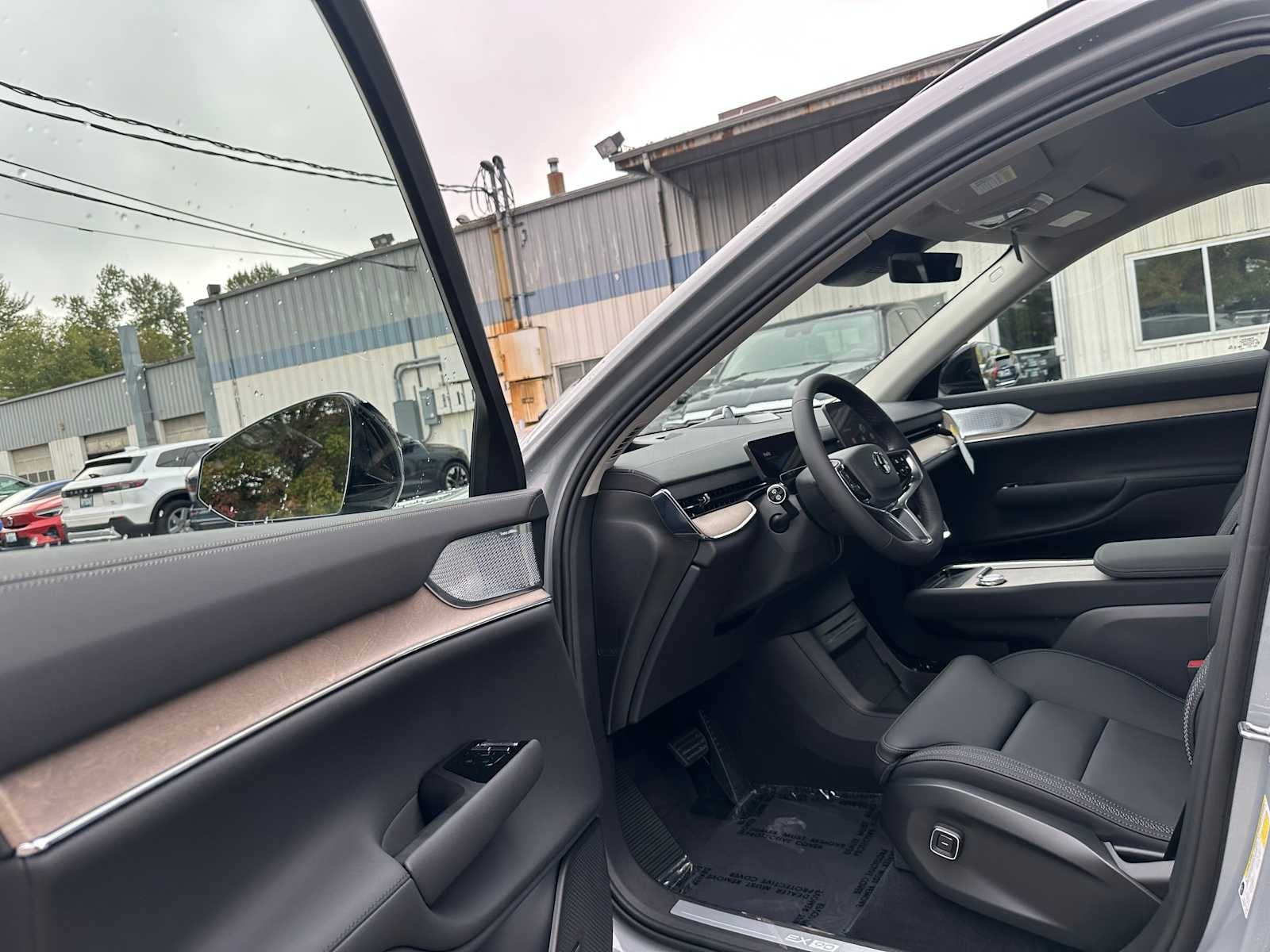 2025 Volvo EX90 Ultra