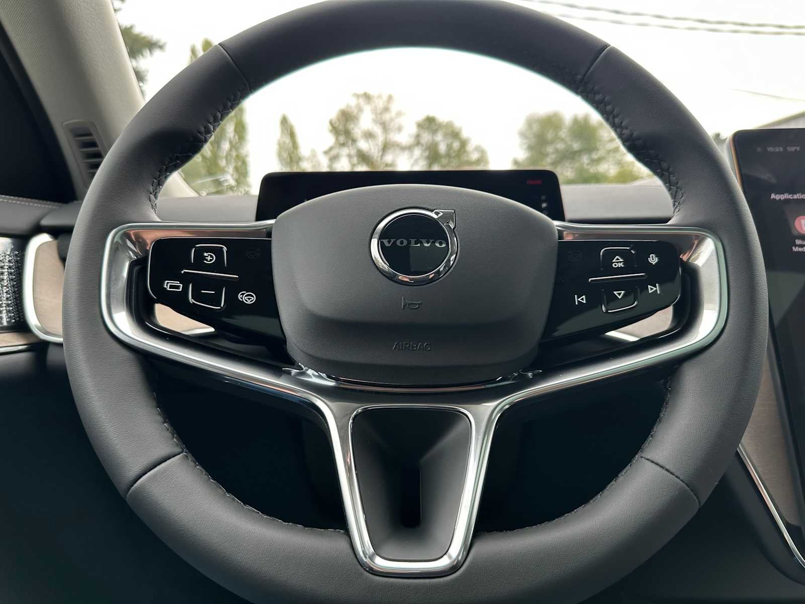 2025 Volvo EX90 Ultra