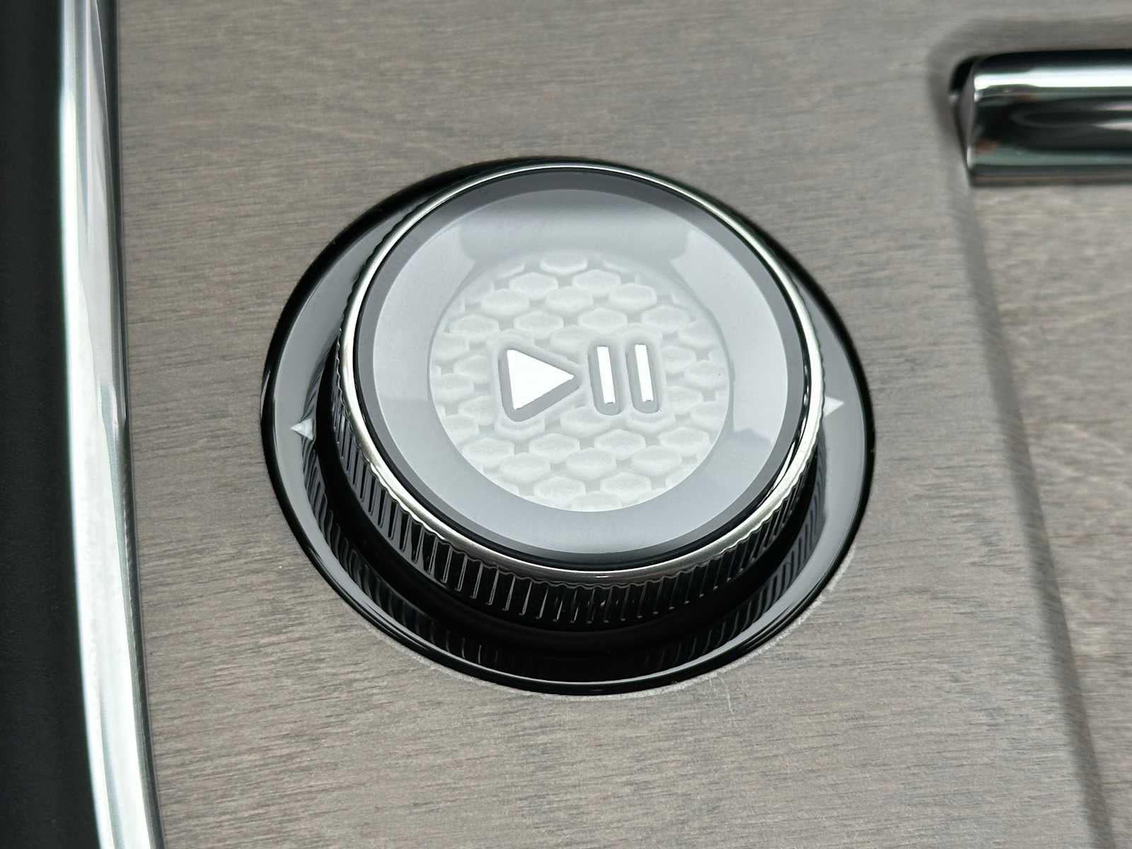 2025 Volvo EX90 Ultra