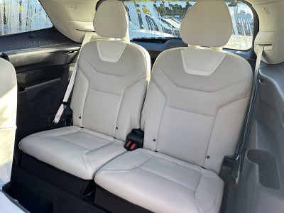 2025 Volvo EX90 Plus