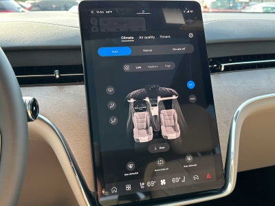 2025 Volvo EX90 Plus