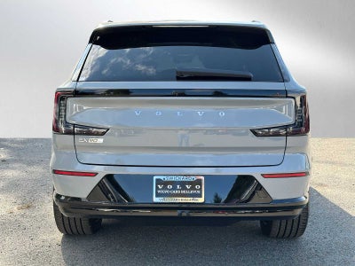 2025 Volvo EX90 Plus