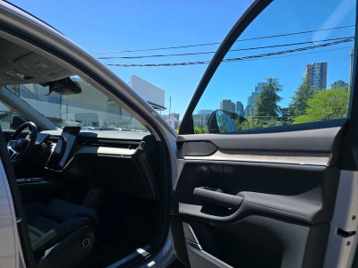 2025 Volvo EX90 Plus