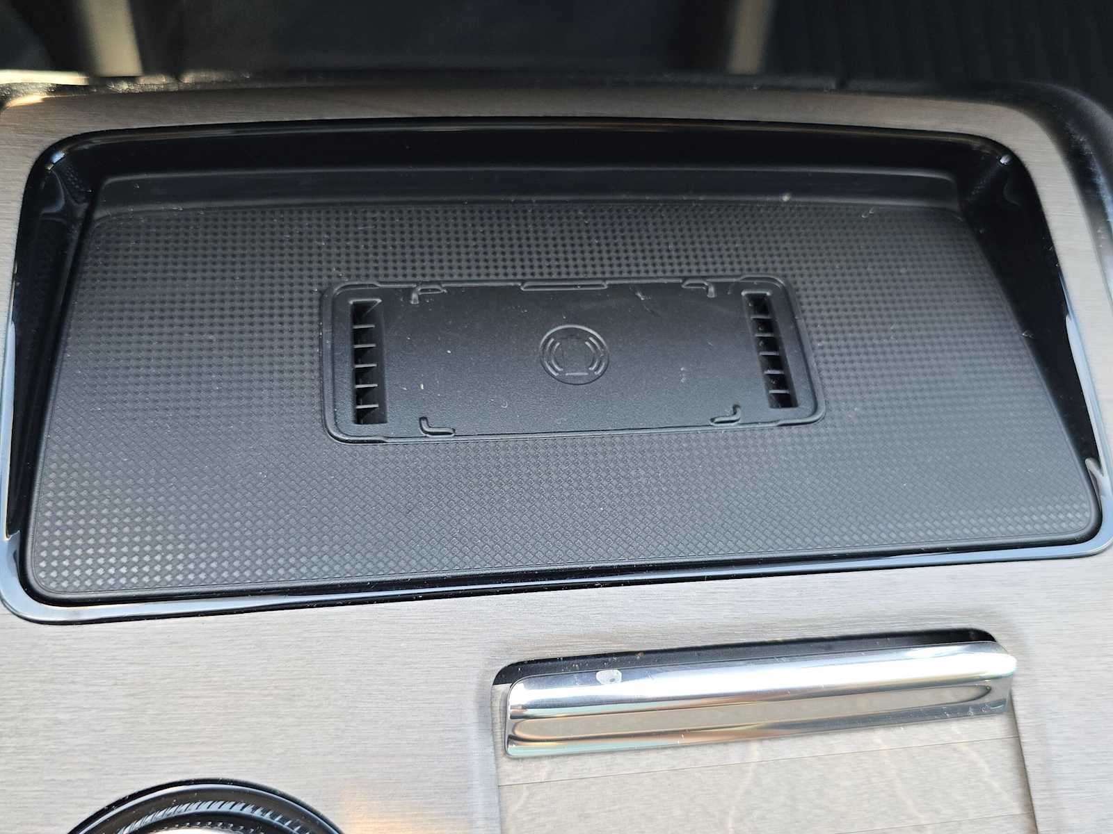 2025 Volvo EX90 Plus