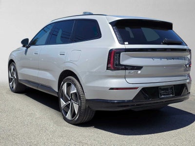 2025 Volvo EX90 Plus