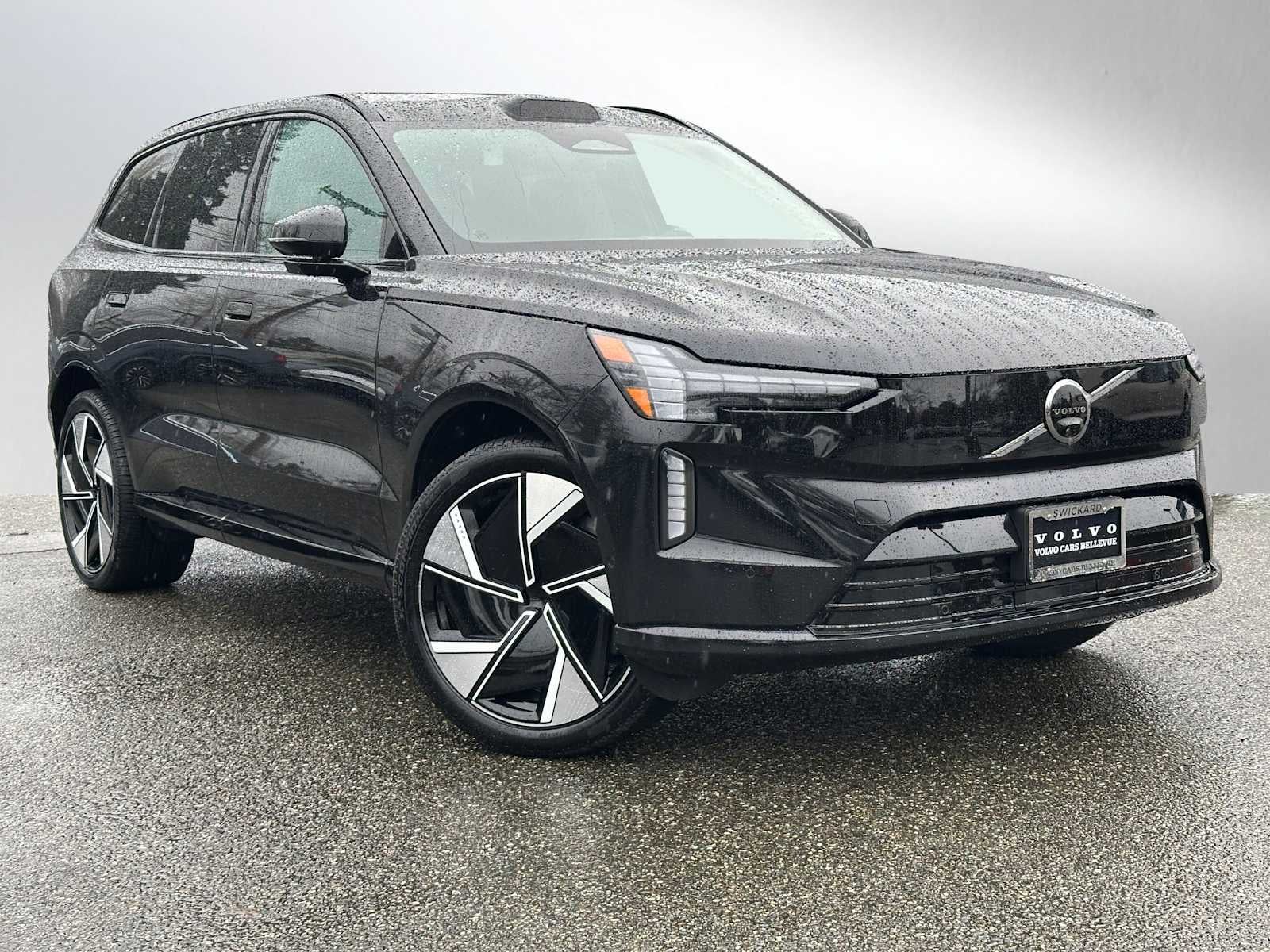 2025 Volvo EX90 Plus