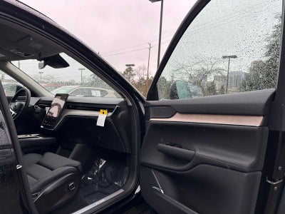 2025 Volvo EX90 Plus