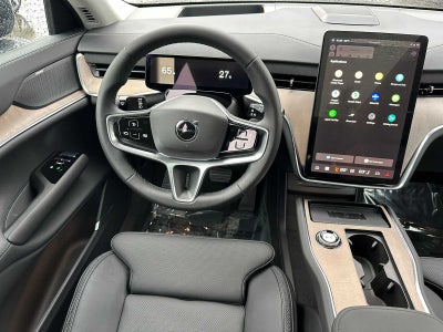 2025 Volvo EX90 Plus