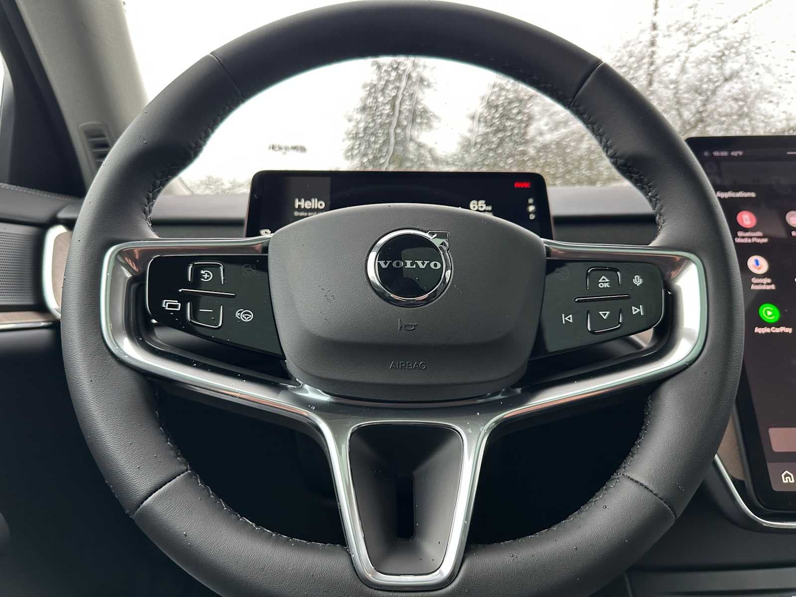 2025 Volvo EX90 Plus