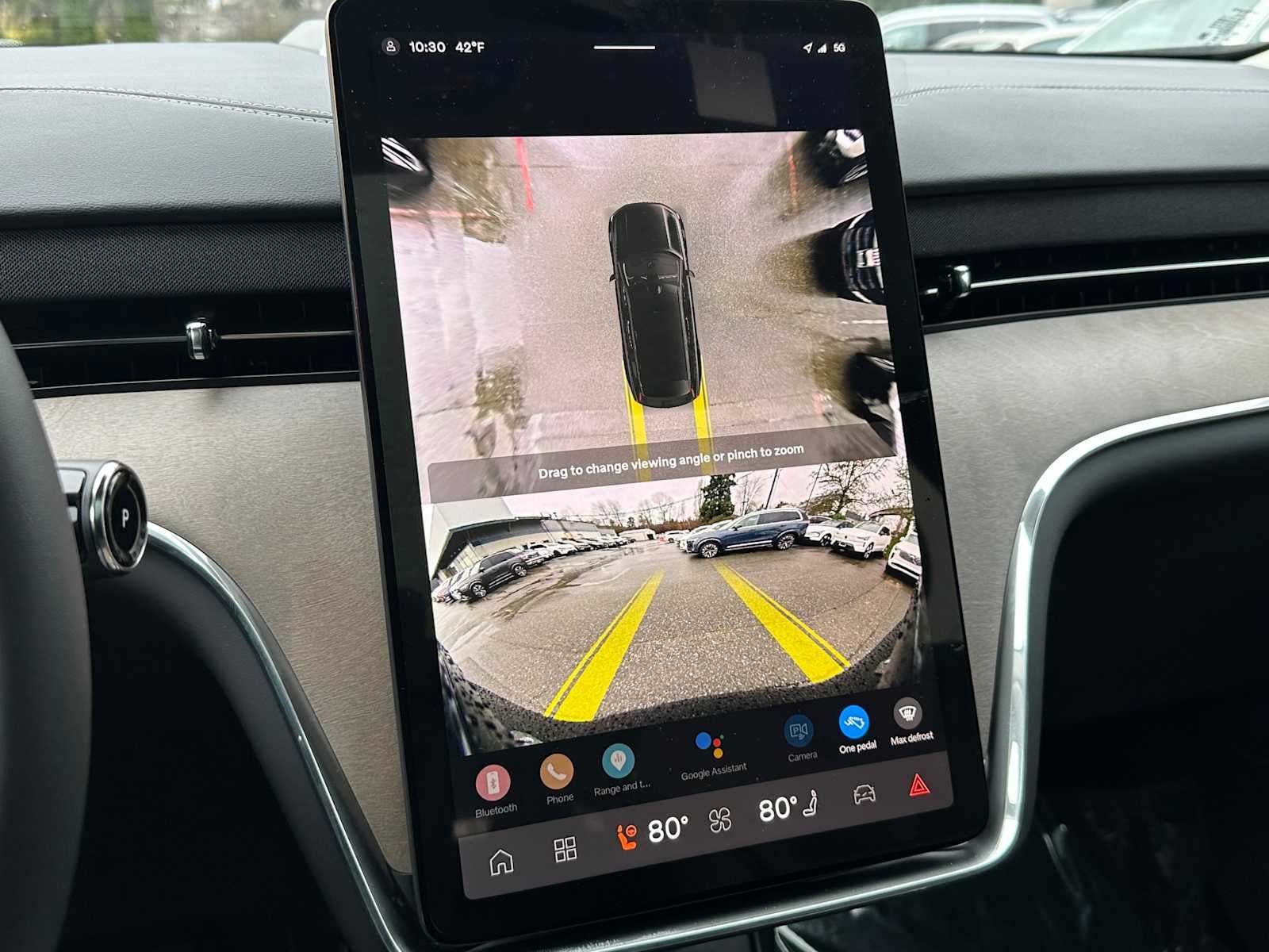 2025 Volvo EX90 Plus