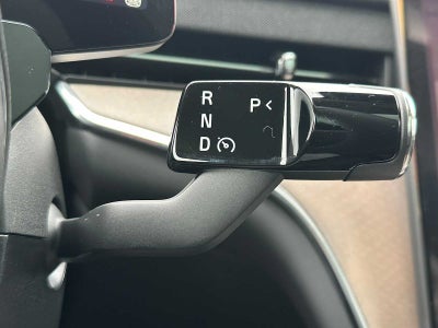 2025 Volvo EX90 Plus