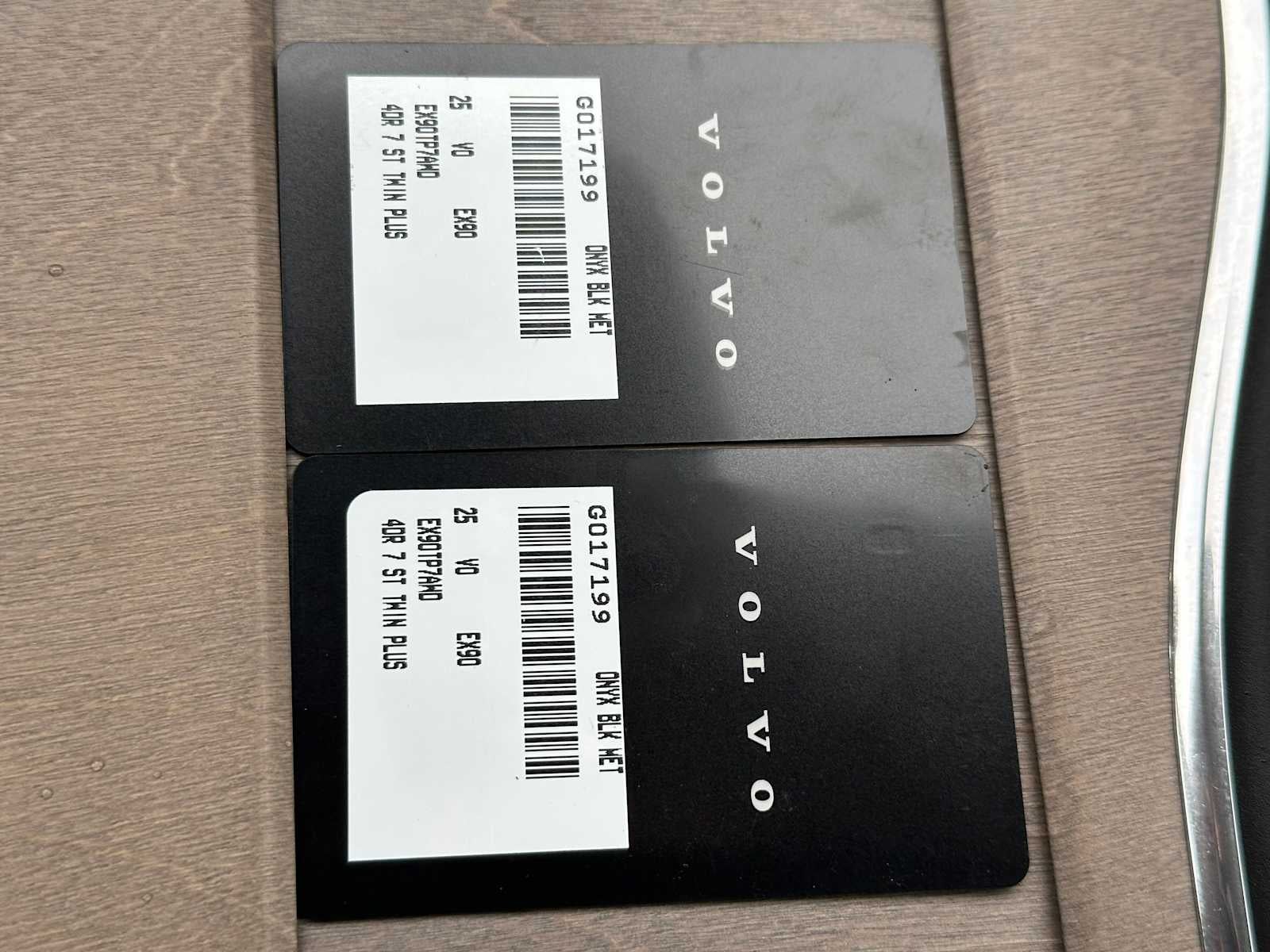 2025 Volvo EX90 Plus