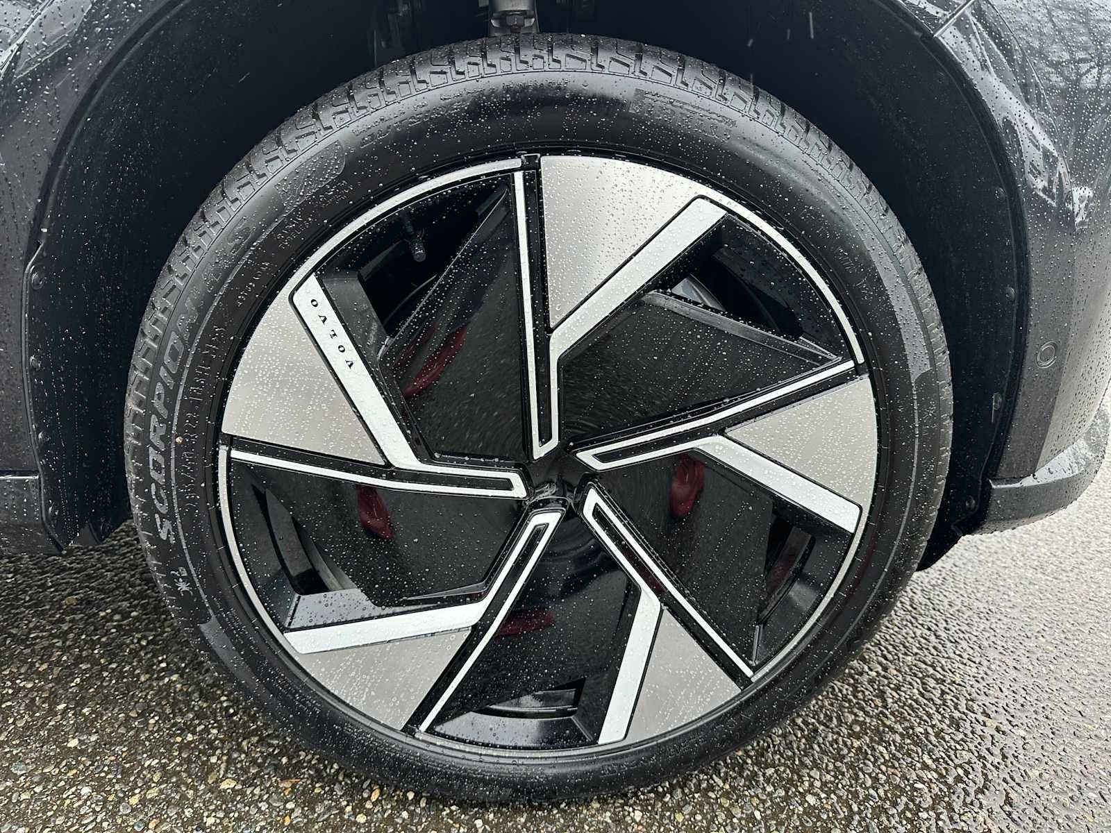 2025 Volvo EX90 Plus