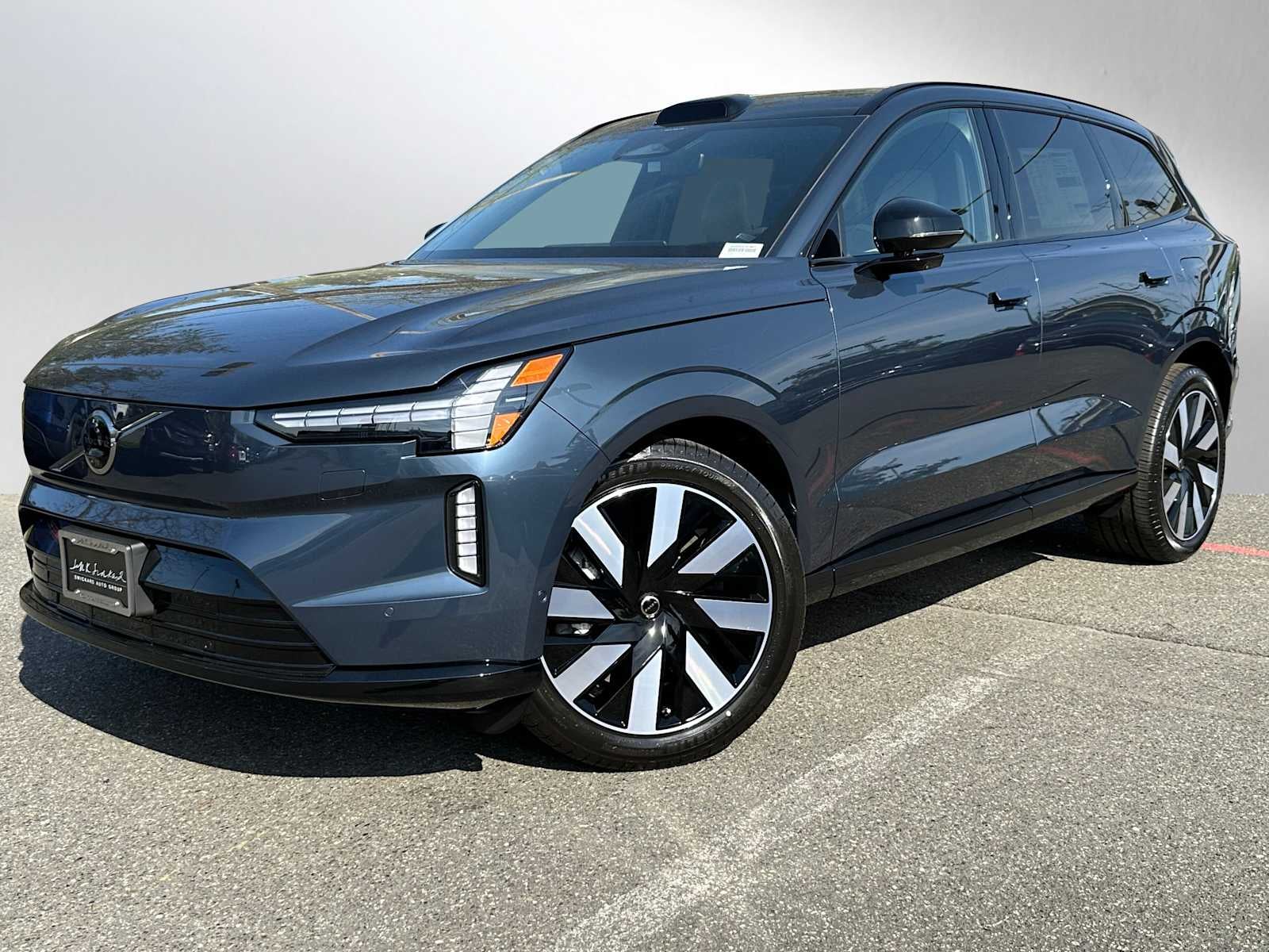 2025 Volvo EX90 Ultra