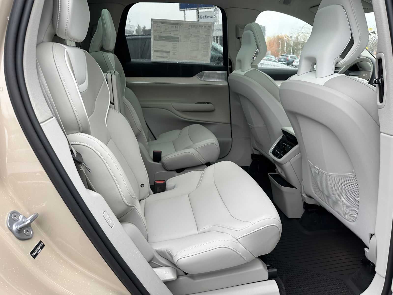 2025 Volvo EX90 Ultra