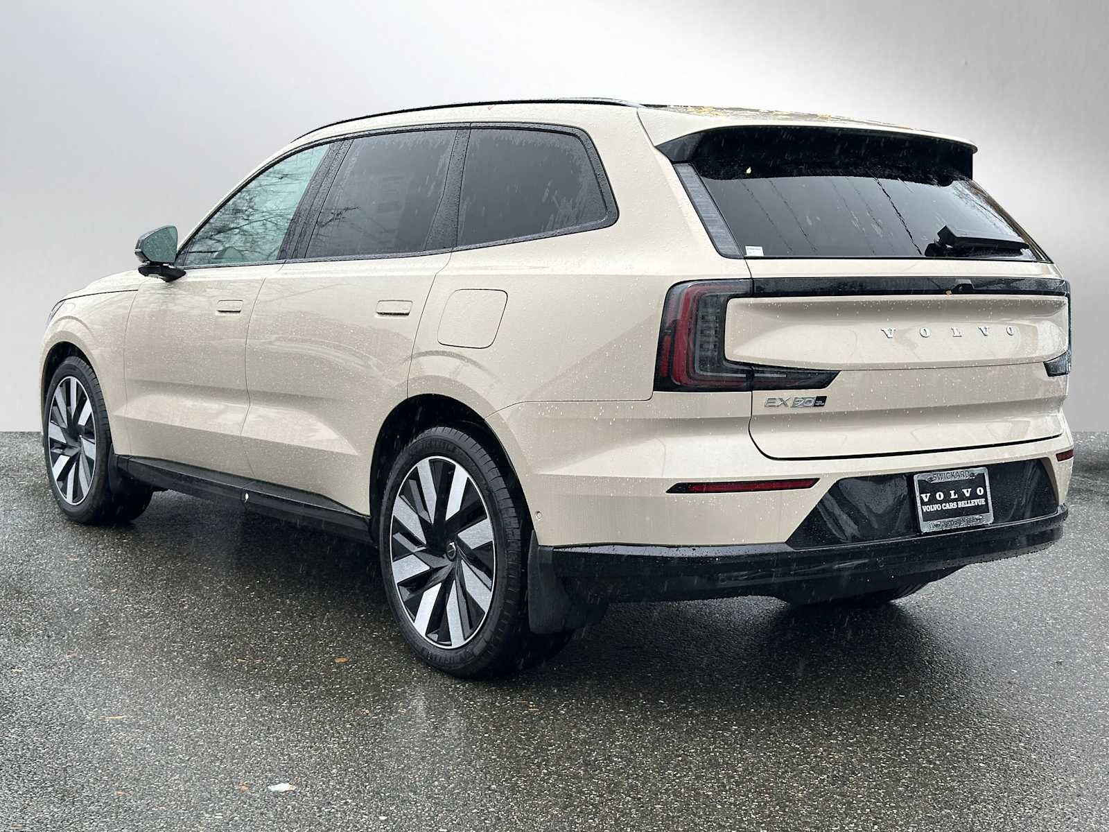 2025 Volvo EX90 Ultra