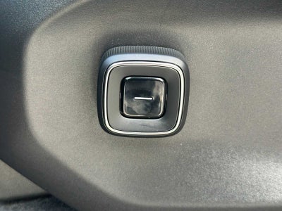 2025 Volvo EX90 Plus