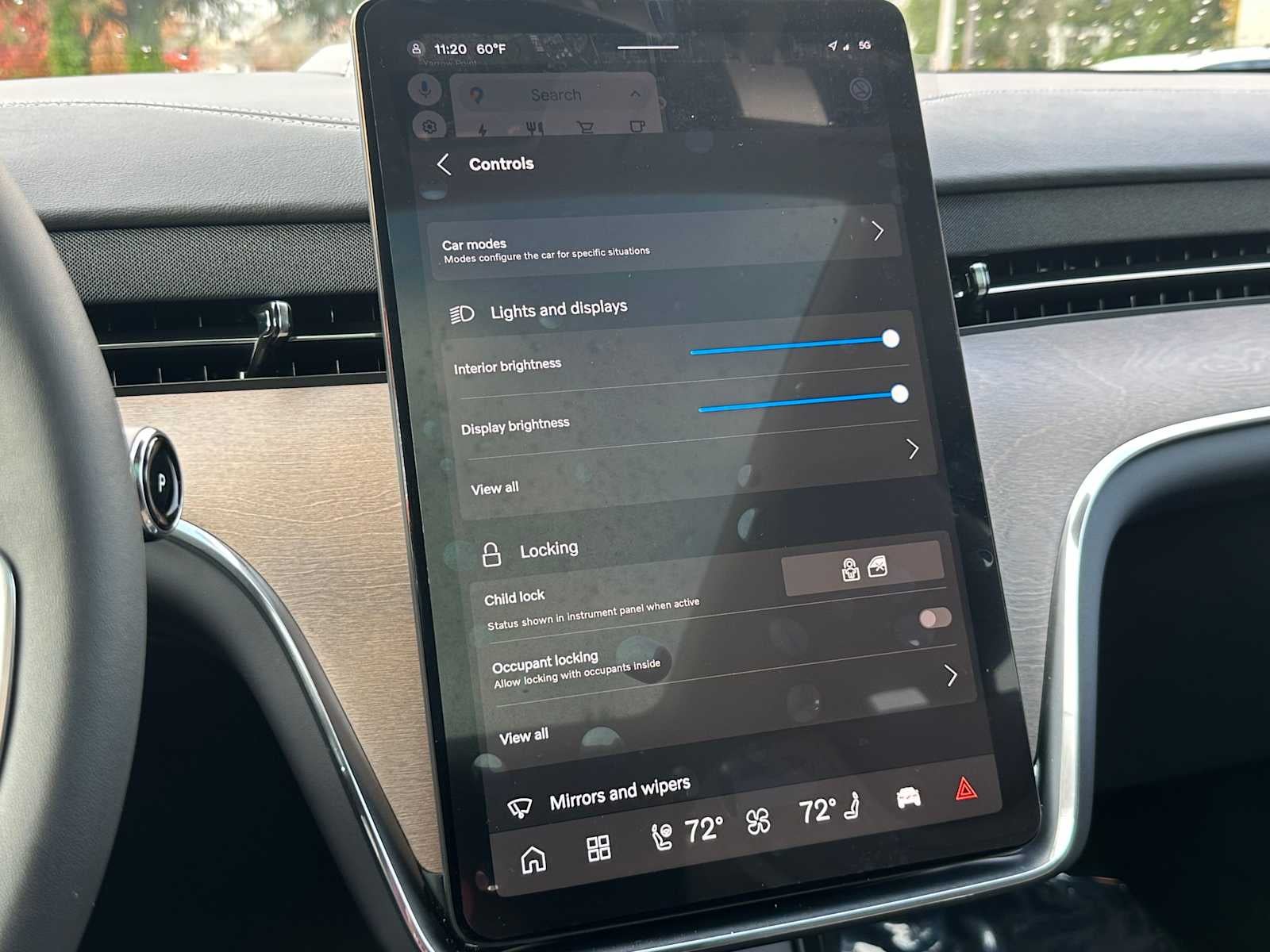 2025 Volvo EX90 Plus