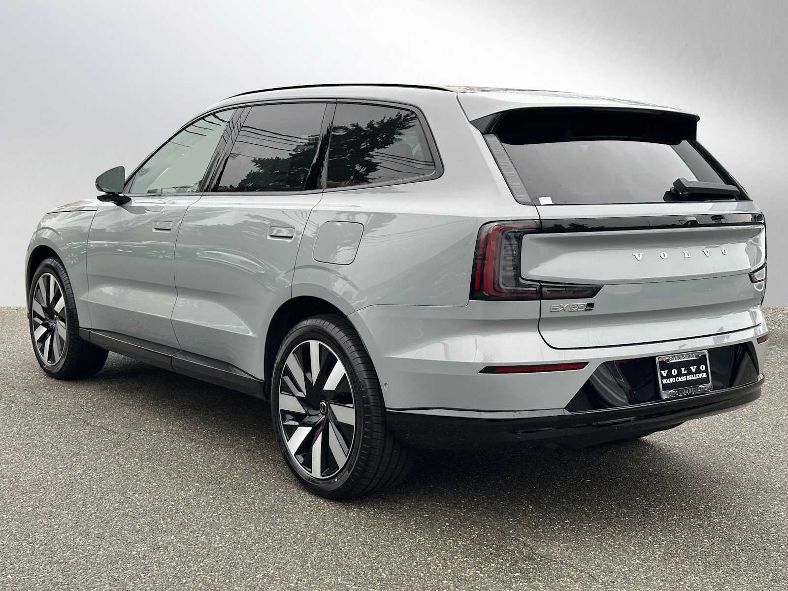 2025 Volvo EX90 Ultra