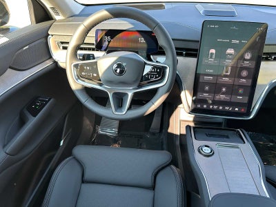 2025 Volvo EX90 Ultra