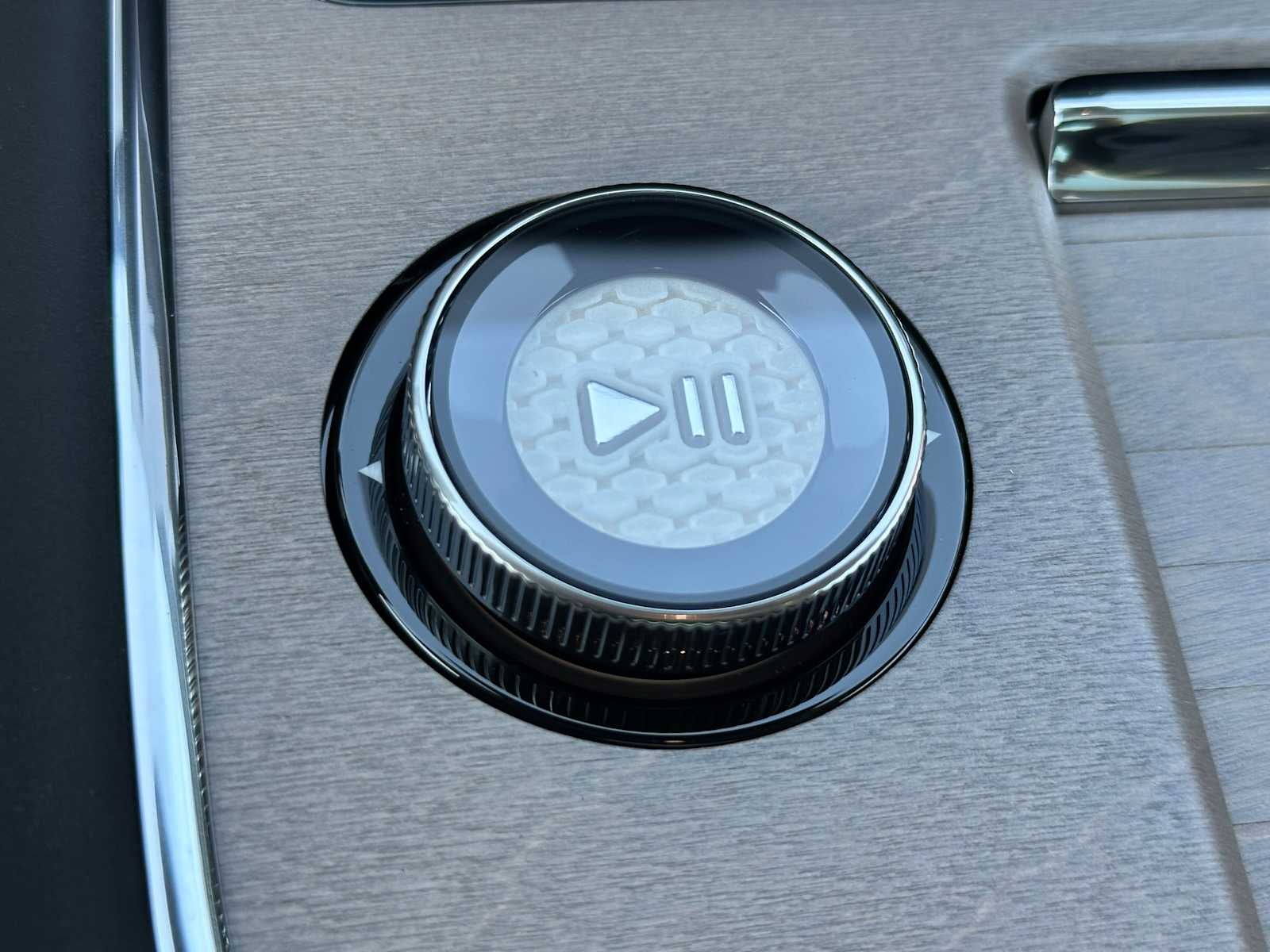 2025 Volvo EX90 Ultra