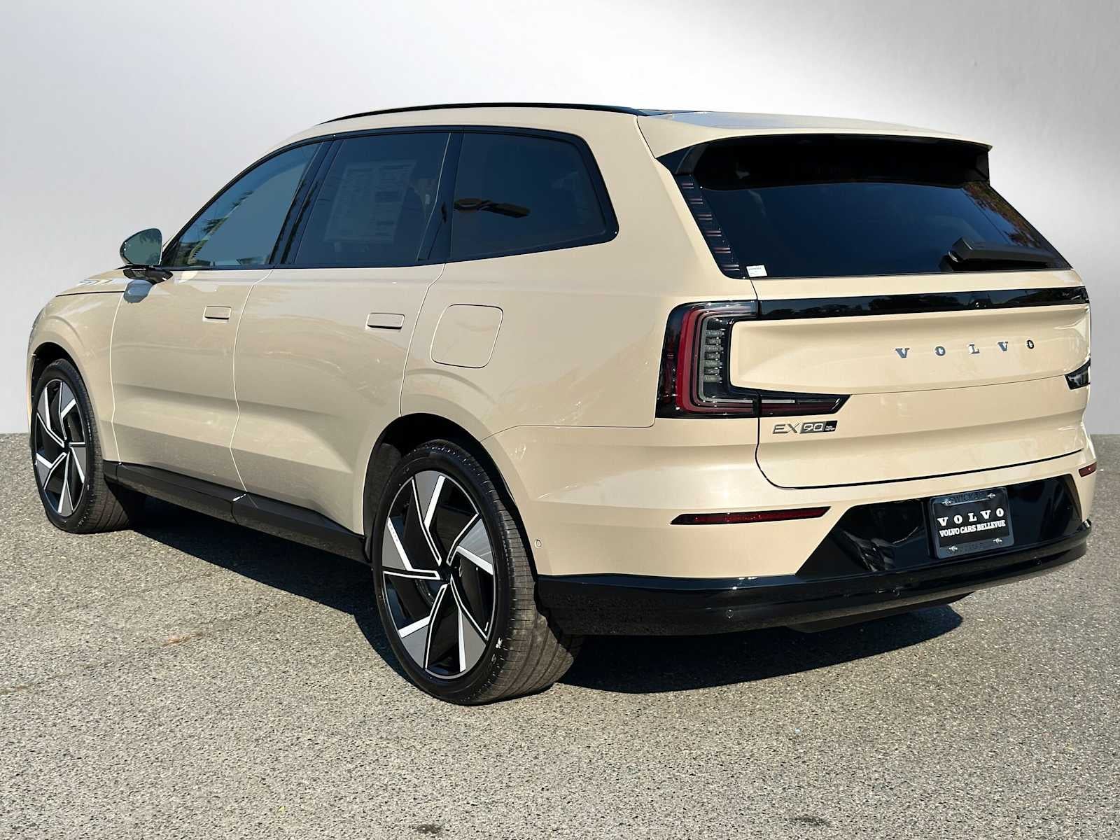 2025 Volvo EX90 Ultra