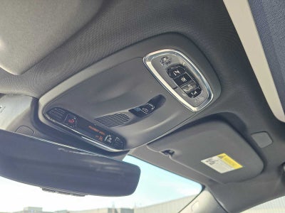 2022 Volvo S60 Recharge Plug-In Hybrid Black Edition R-Design