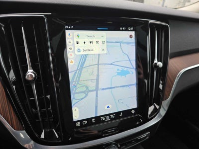 2023 Volvo S60 Recharge Plug-In Hybrid Plus Dark Theme