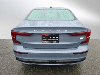 2023 Volvo S60 Recharge Plug-In Hybrid Plus Dark Theme