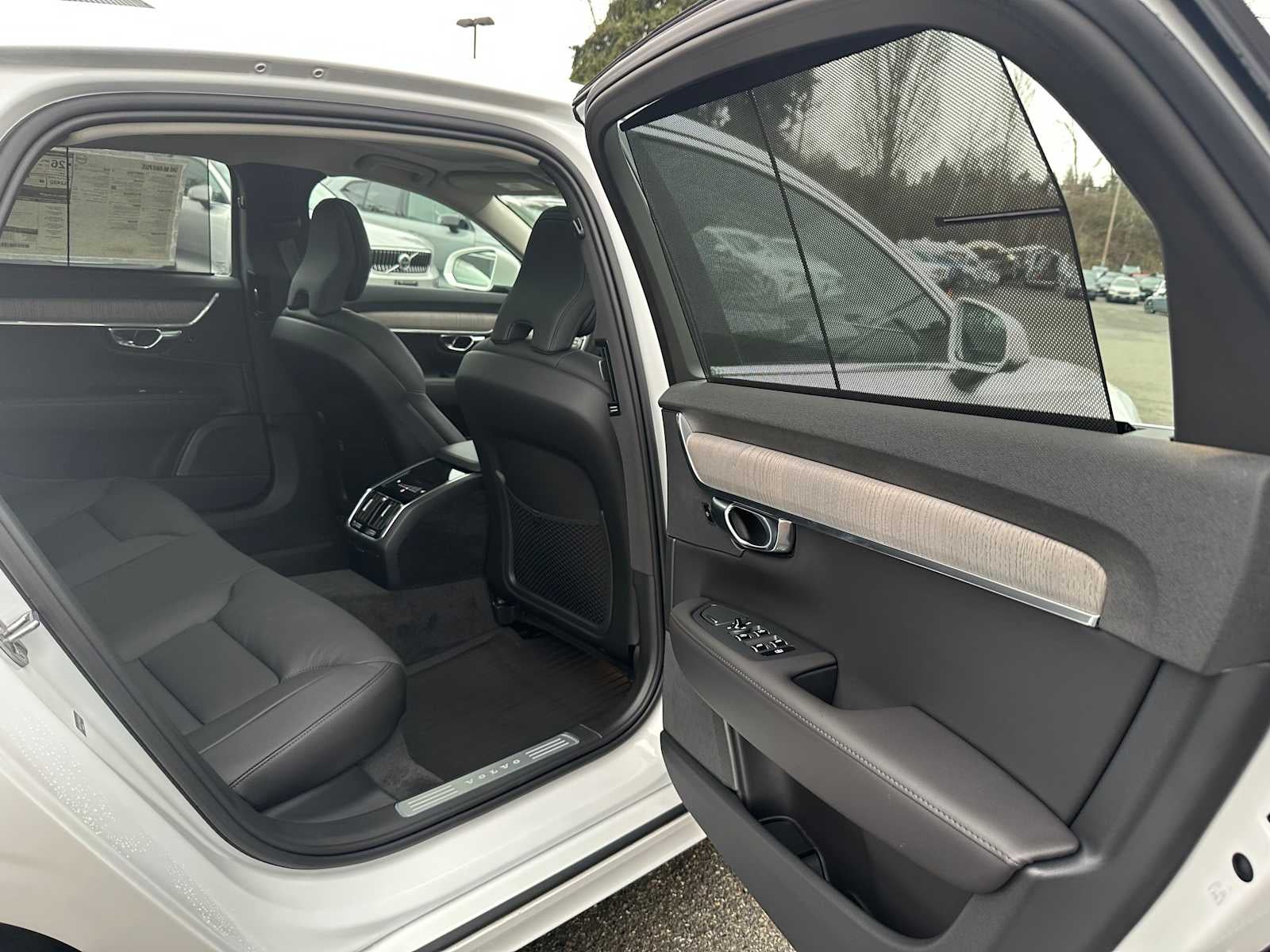 2025 Volvo S90 Plus