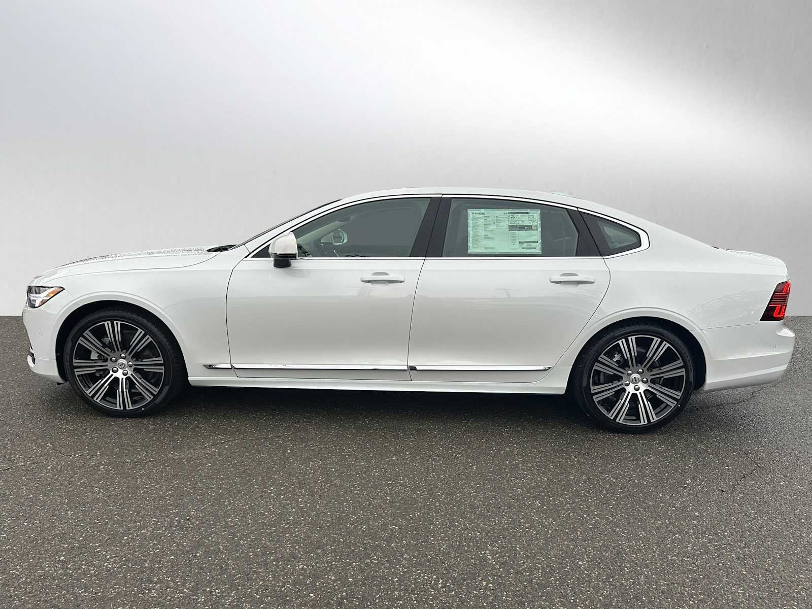 2025 Volvo S90 Plus