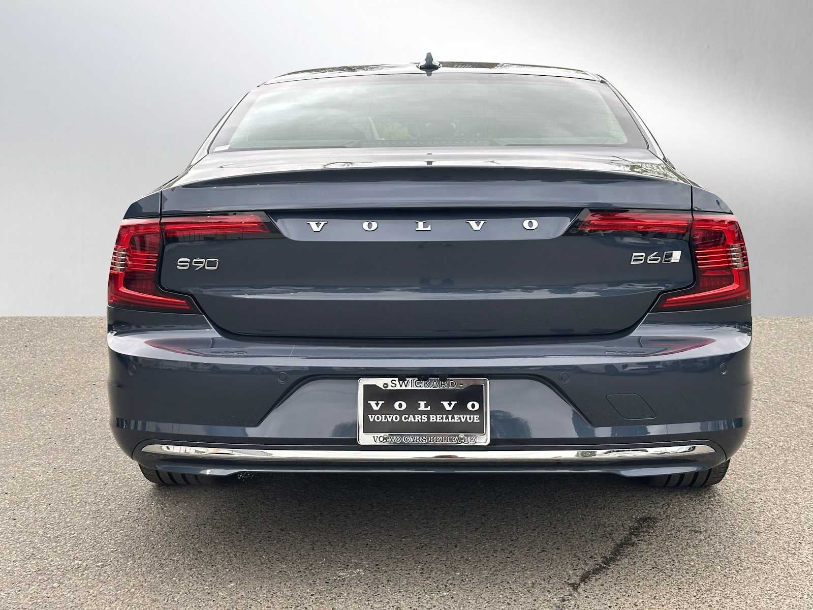 2023 Volvo S90 Plus