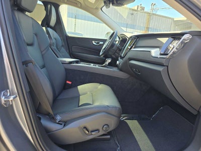 2019 Volvo XC60 Momentum