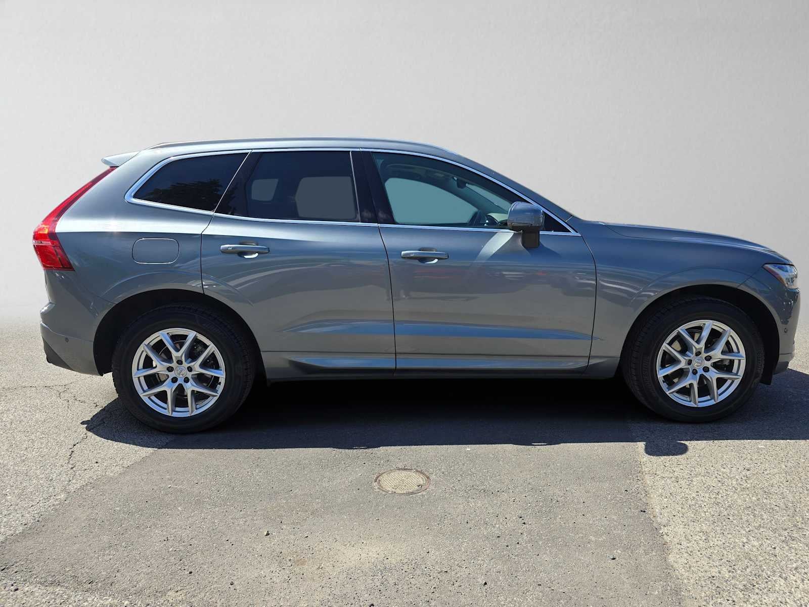 2019 Volvo XC60 Momentum
