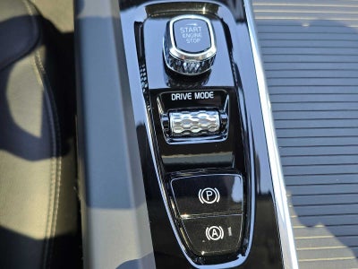 2019 Volvo XC60 Momentum