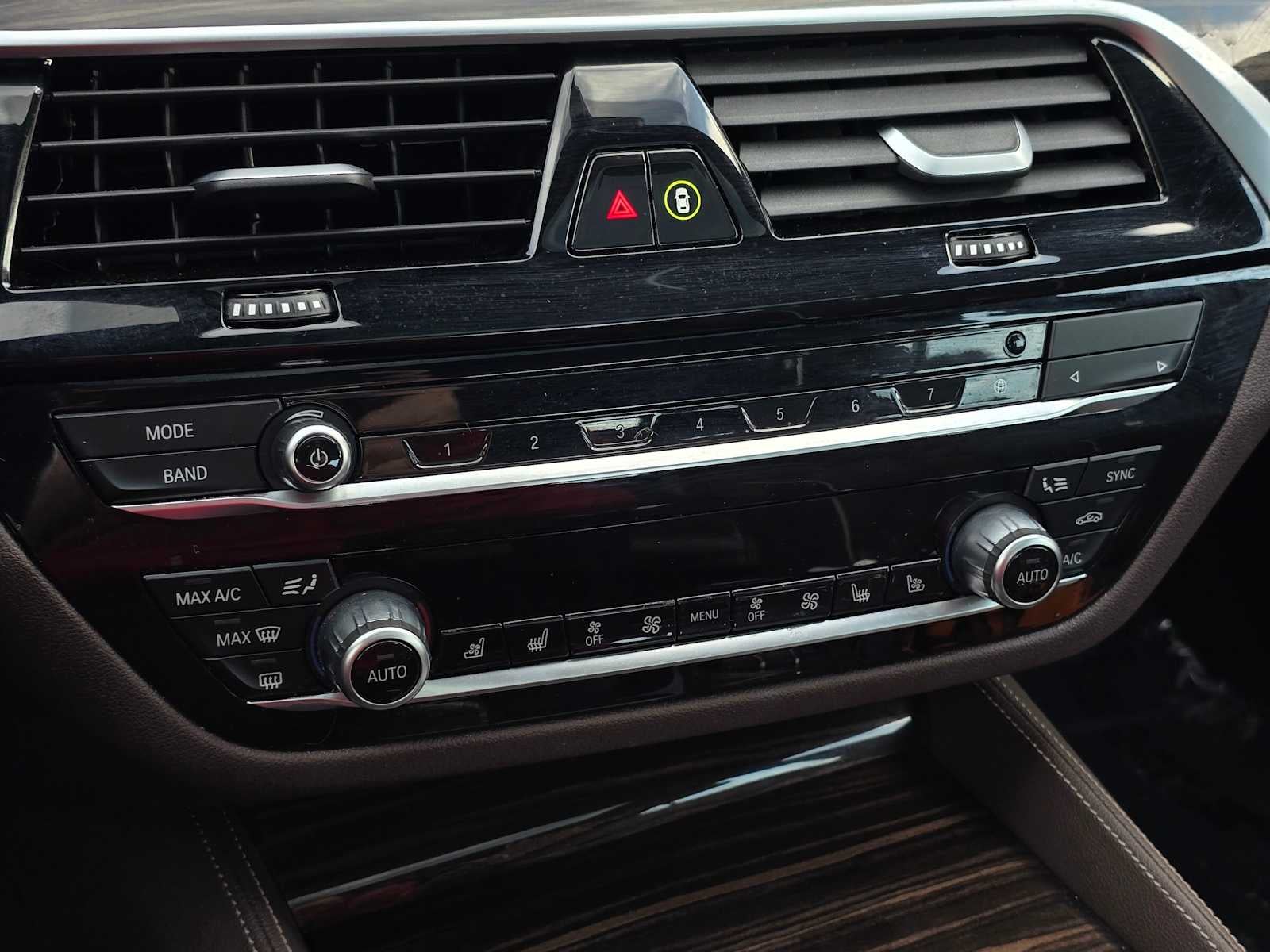 2023 BMW 5 Series 530e xDrive