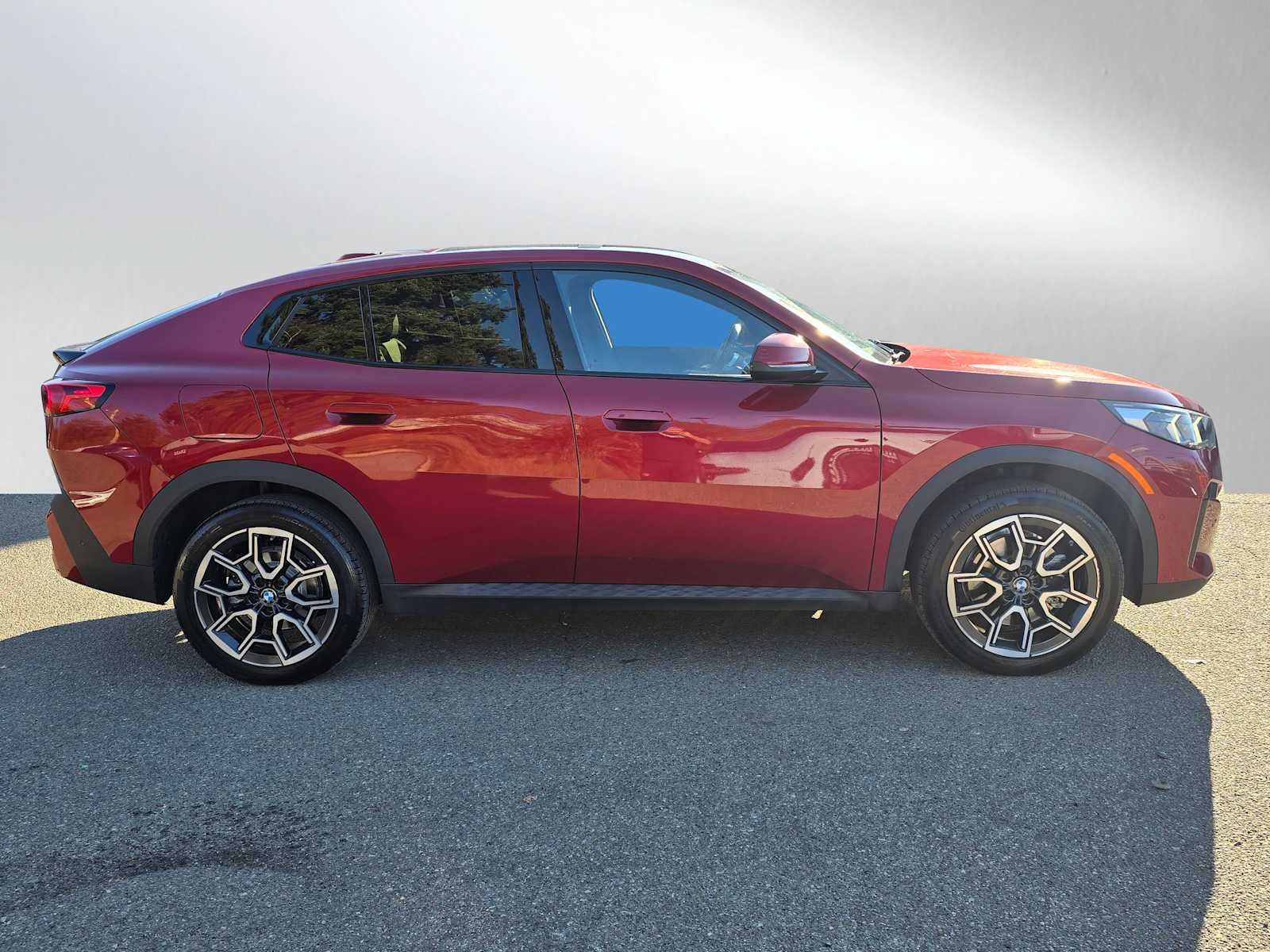 2025 BMW X2 xDrive28i