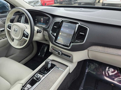 2023 Volvo XC90 Plus