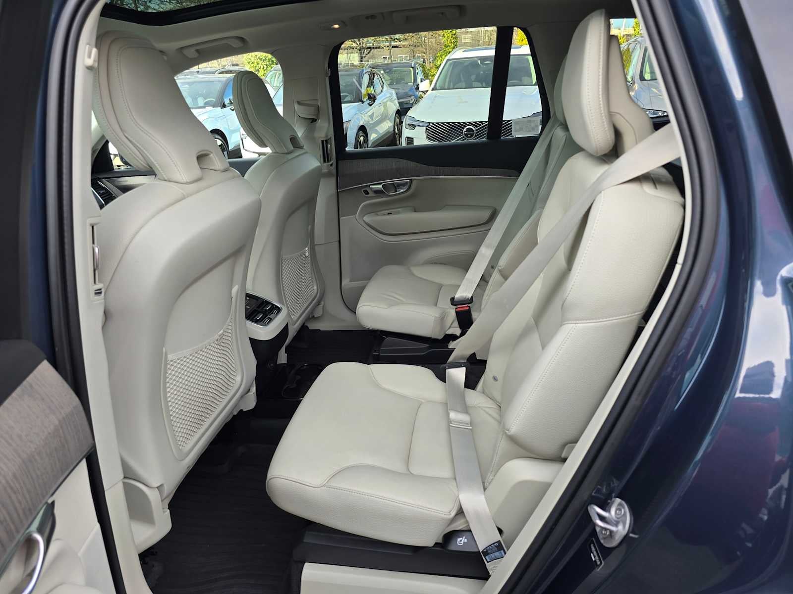 2023 Volvo XC90 Plus