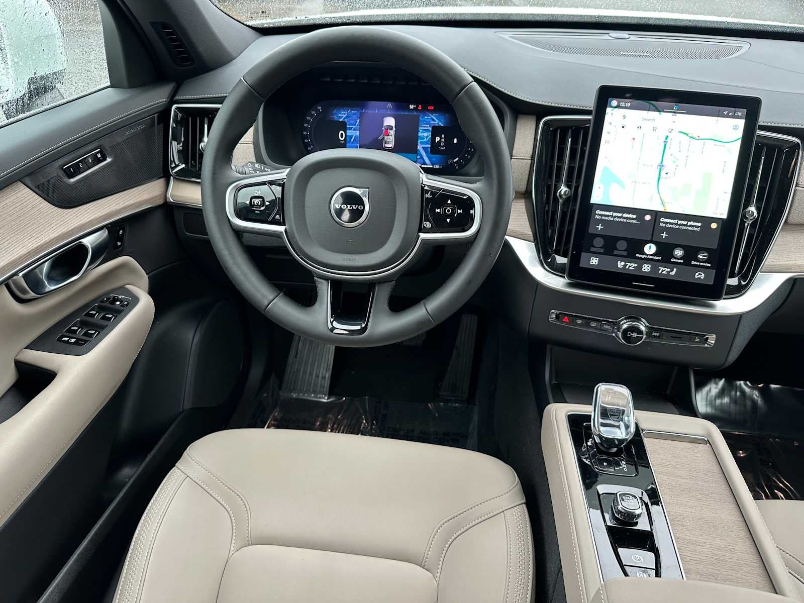 2025 Volvo XC90 Plus