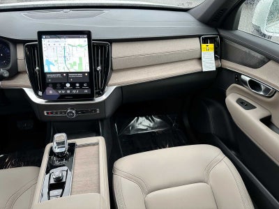 2025 Volvo XC90 Plus