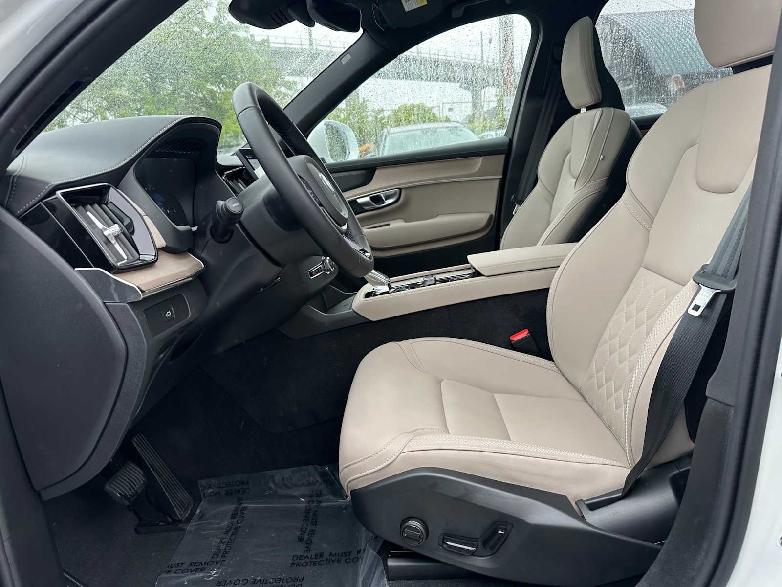 2025 Volvo XC90 Plus