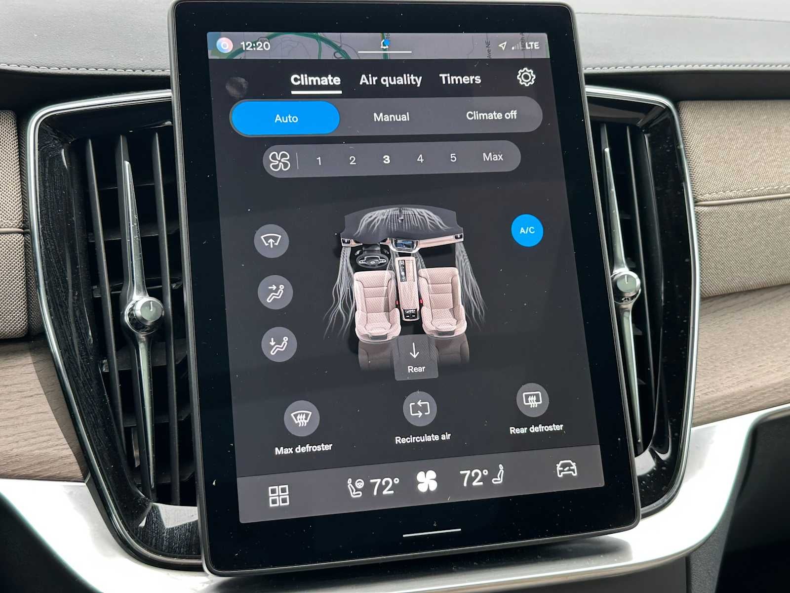 2025 Volvo XC90 Plus