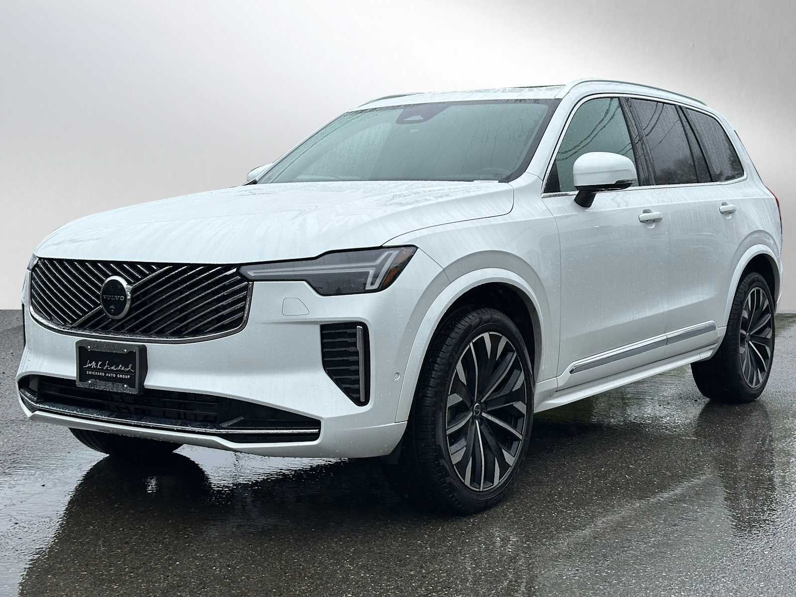 2025 Volvo XC90 Plus