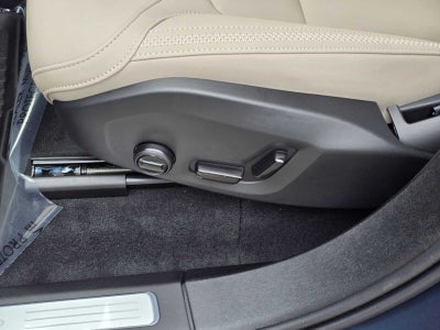 2026 Volvo XC90 Plus