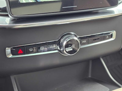 2026 Volvo XC90 Plus