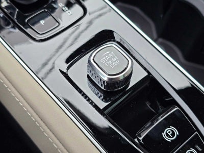 2026 Volvo XC90 Plus